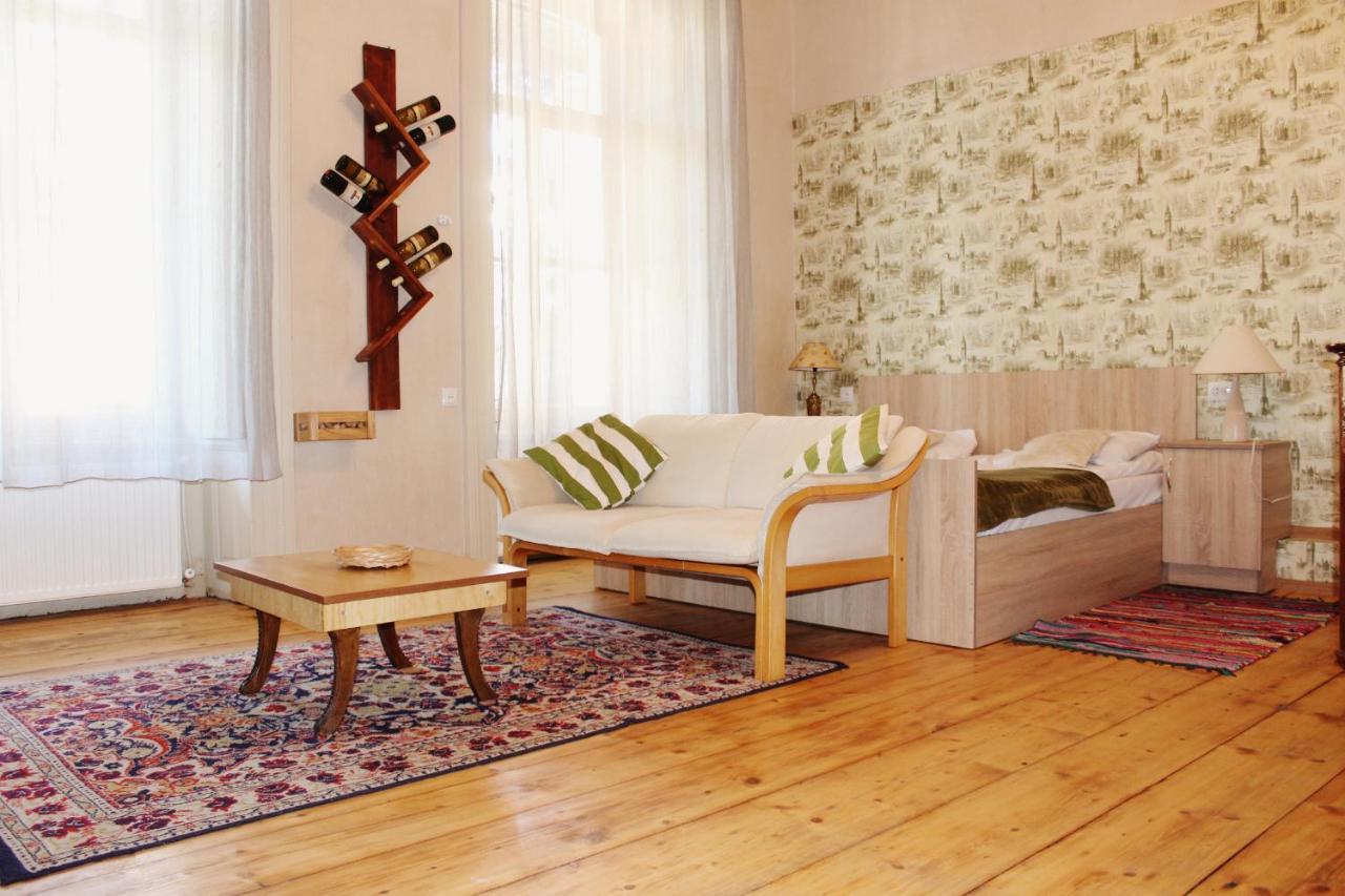 Solo Room Apartment Tbilisi Exterior foto